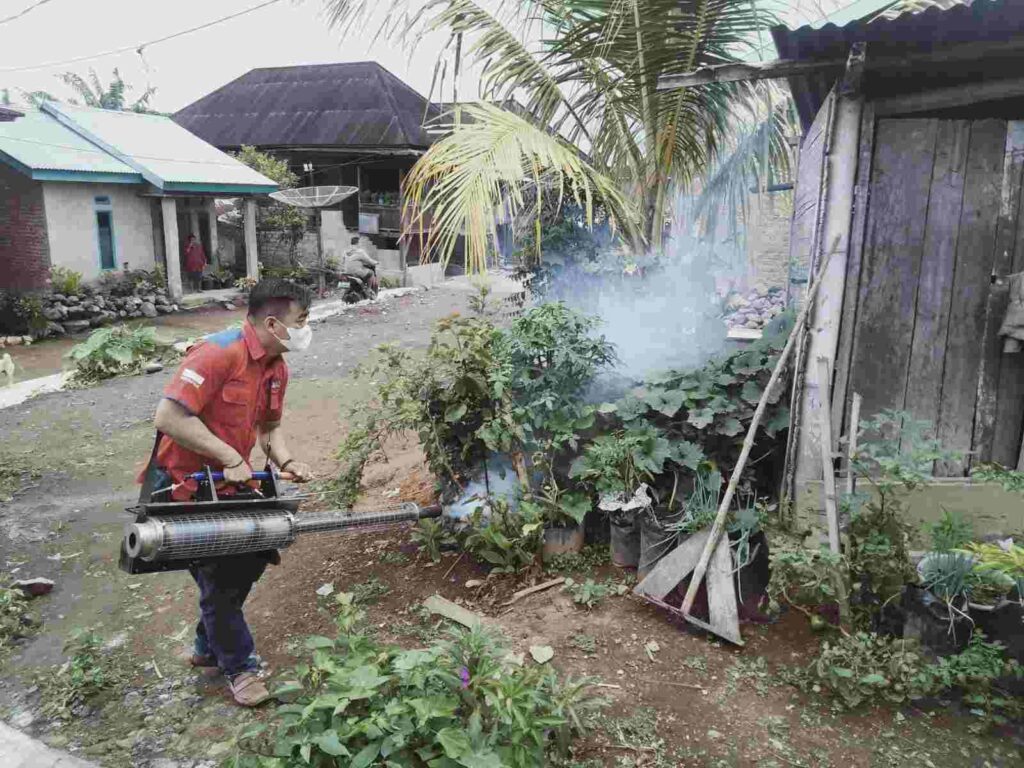 putra mas wigoro melakukan Fogging 